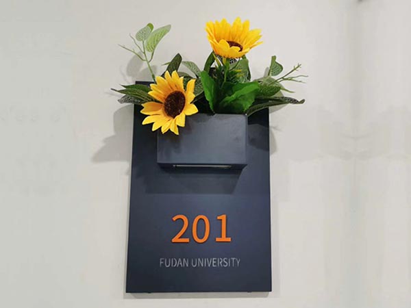 金屬不銹鋼變形桌椅